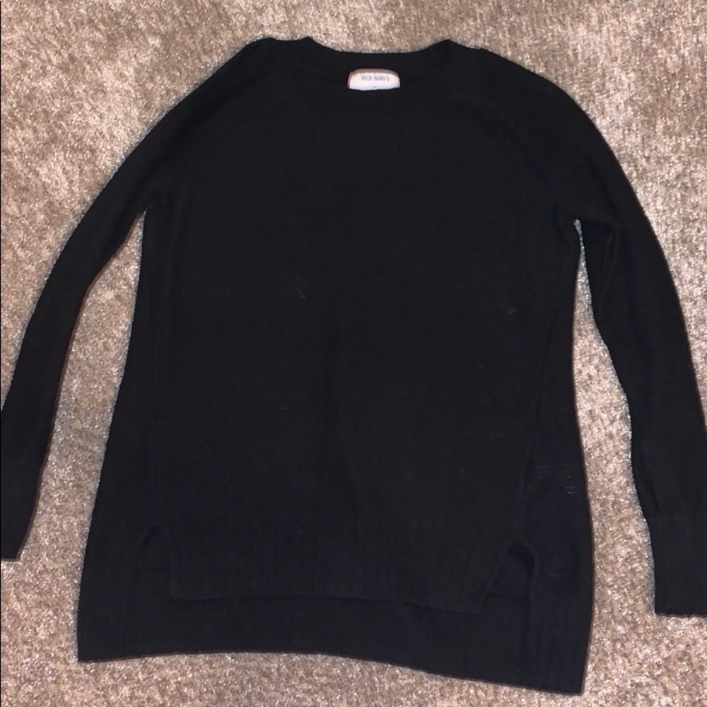black old navy sweater